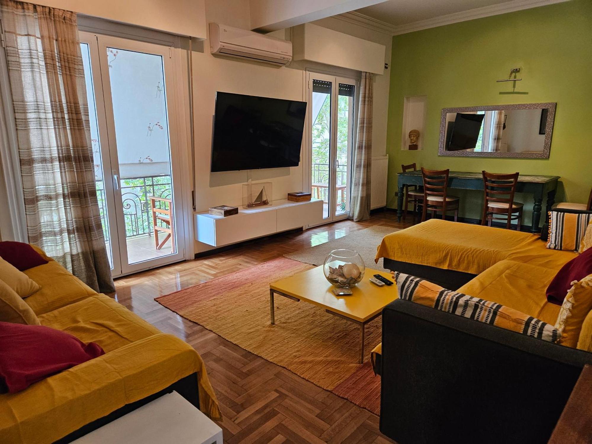3 Bedder Condo In Ilisia, Megaro Mousikis Athens Exterior photo